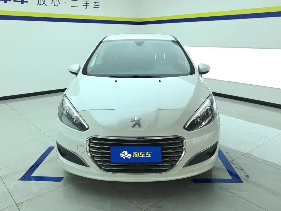 Peugeot 308 — миниатюра 2