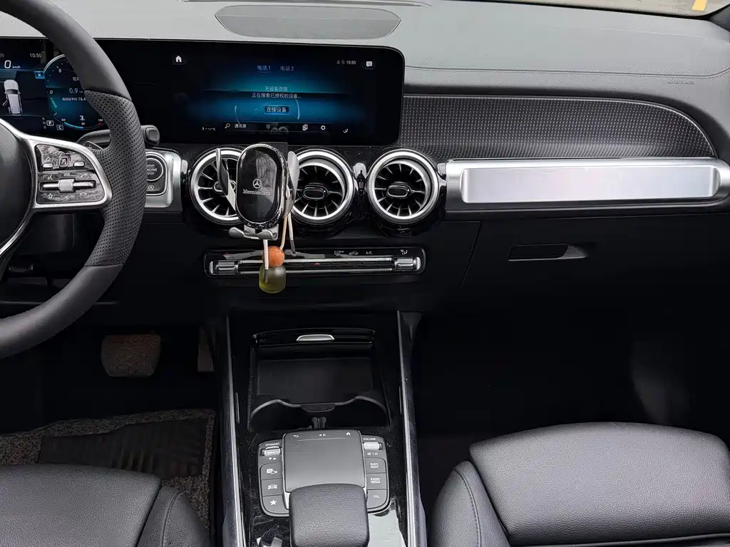 Mercedes-Benz GLB — миниатюра 14