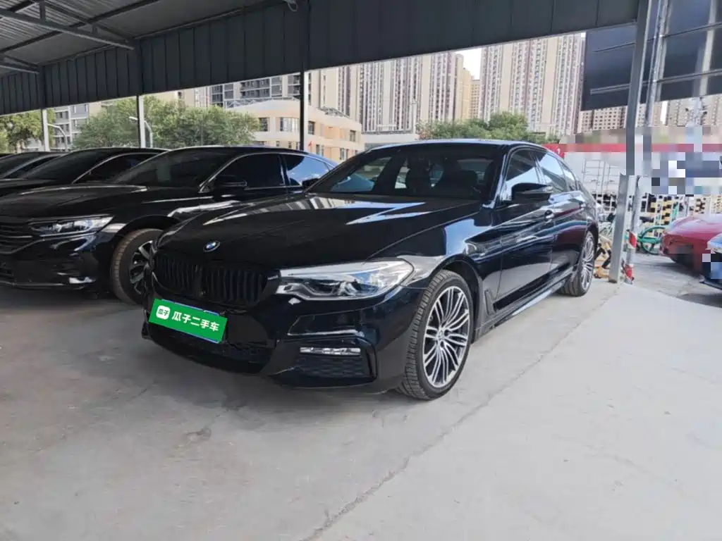 BMW 5 Series — миниатюра 2