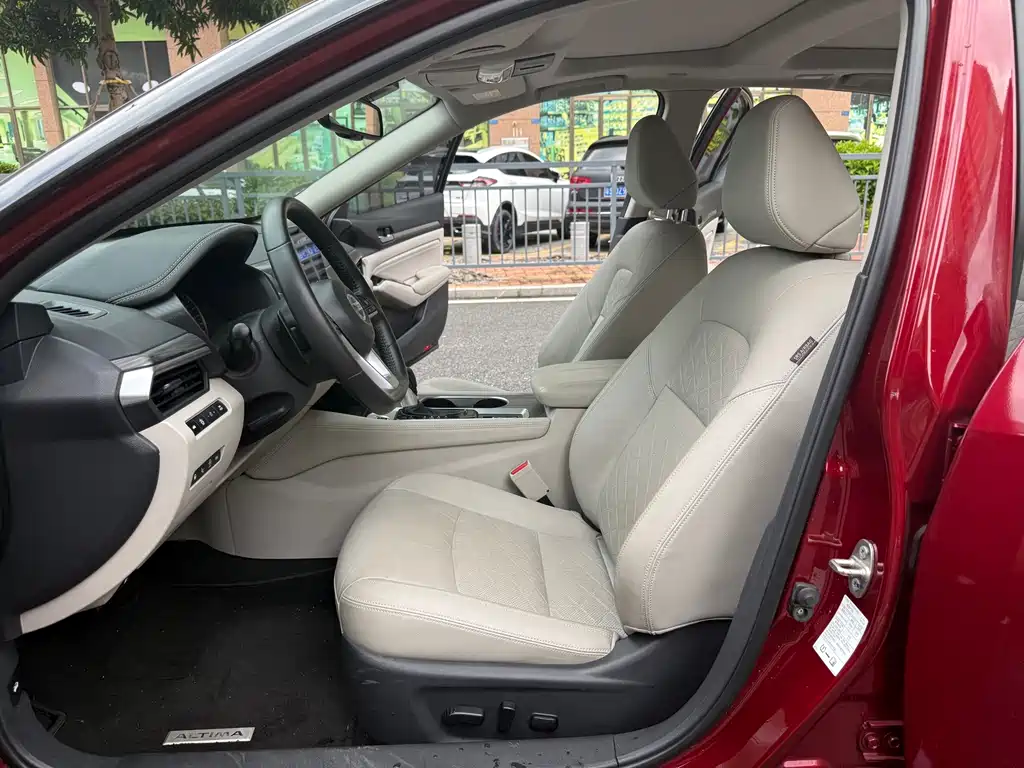 Nissan Teana — миниатюра 14