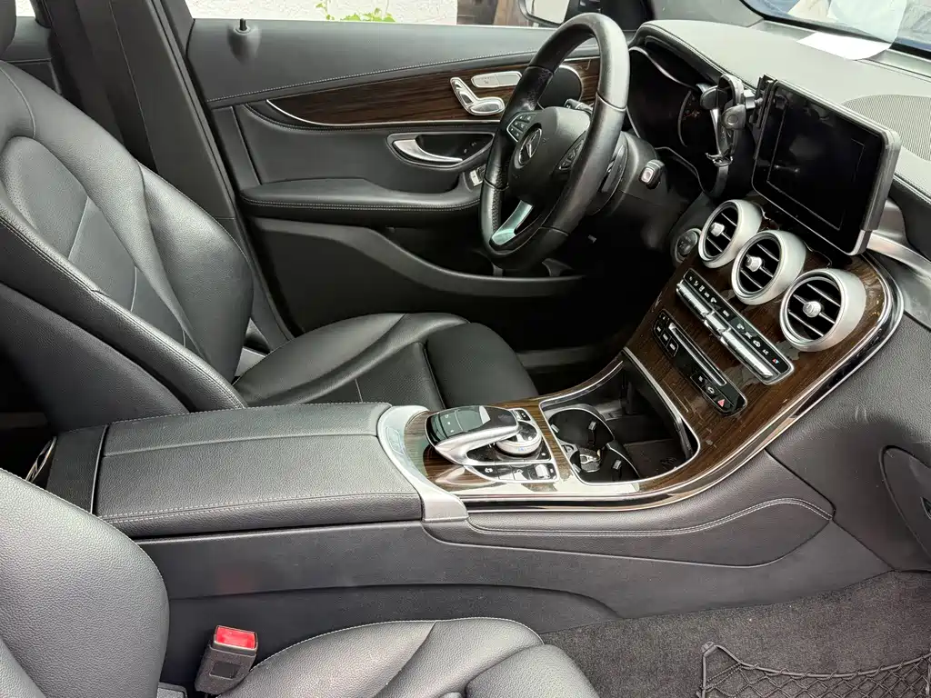 Mercedes-Benz GLC — миниатюра 10