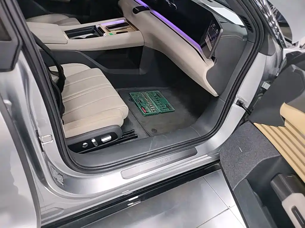Audi E5 Sportback — миниатюра 9