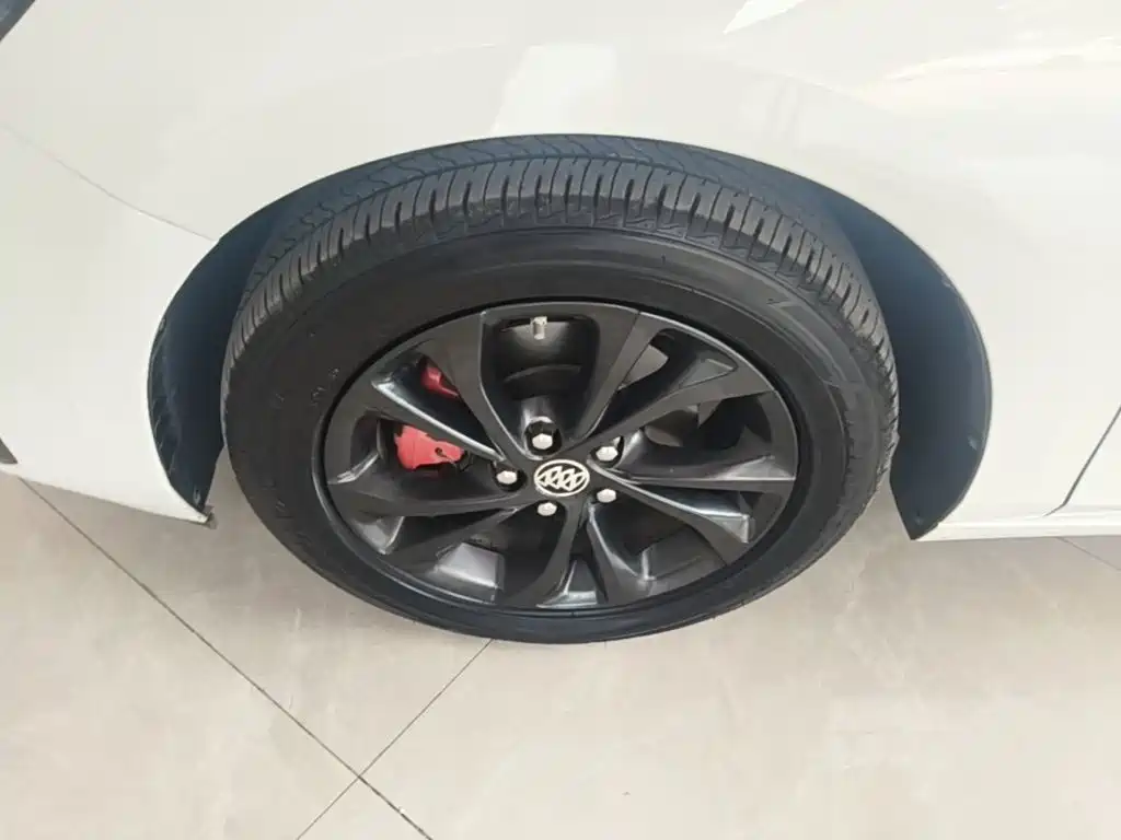 Buick Verano — миниатюра 23