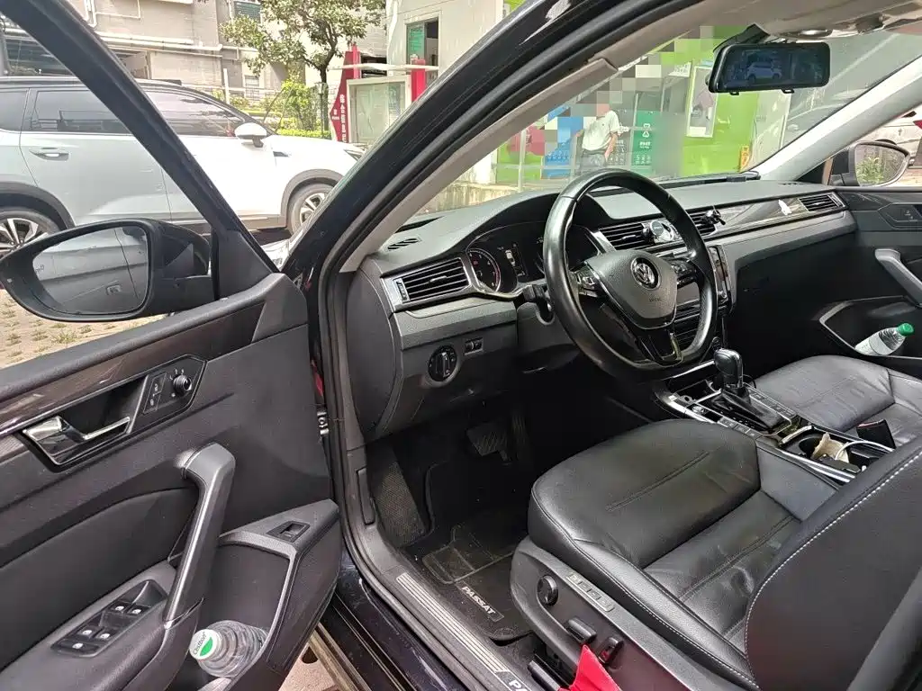 Volkswagen Passat — миниатюра 12