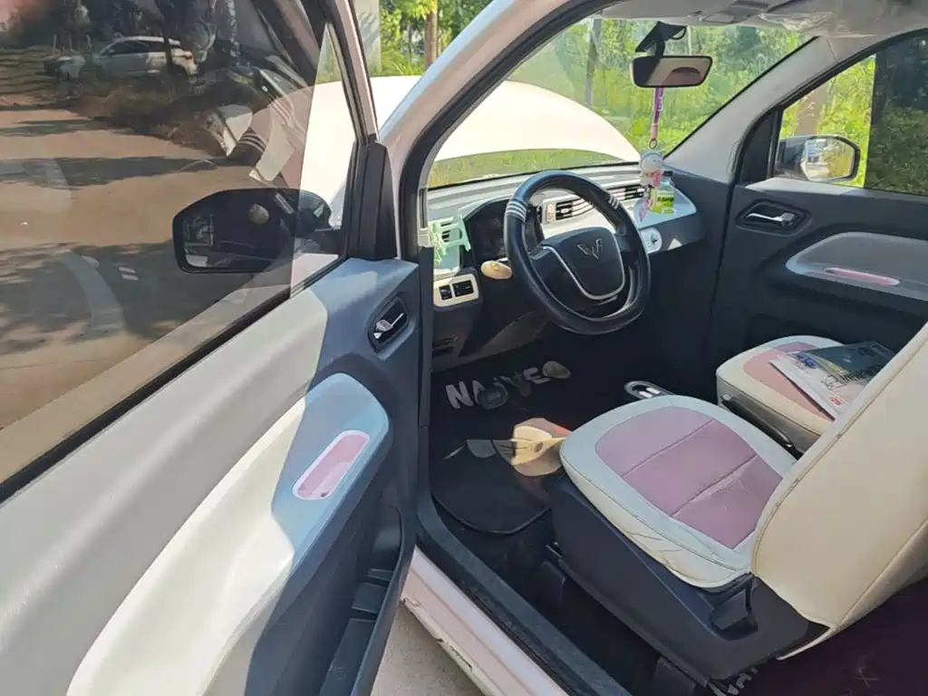 Wuling MINIEV — миниатюра 18