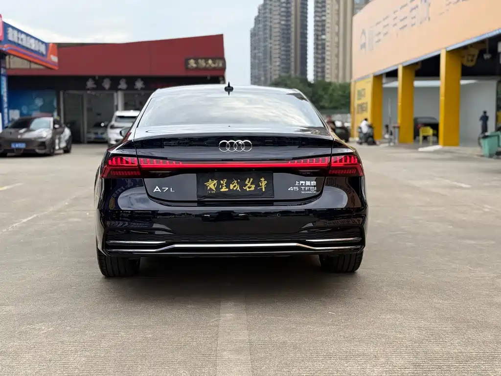Audi A7L — миниатюра 16