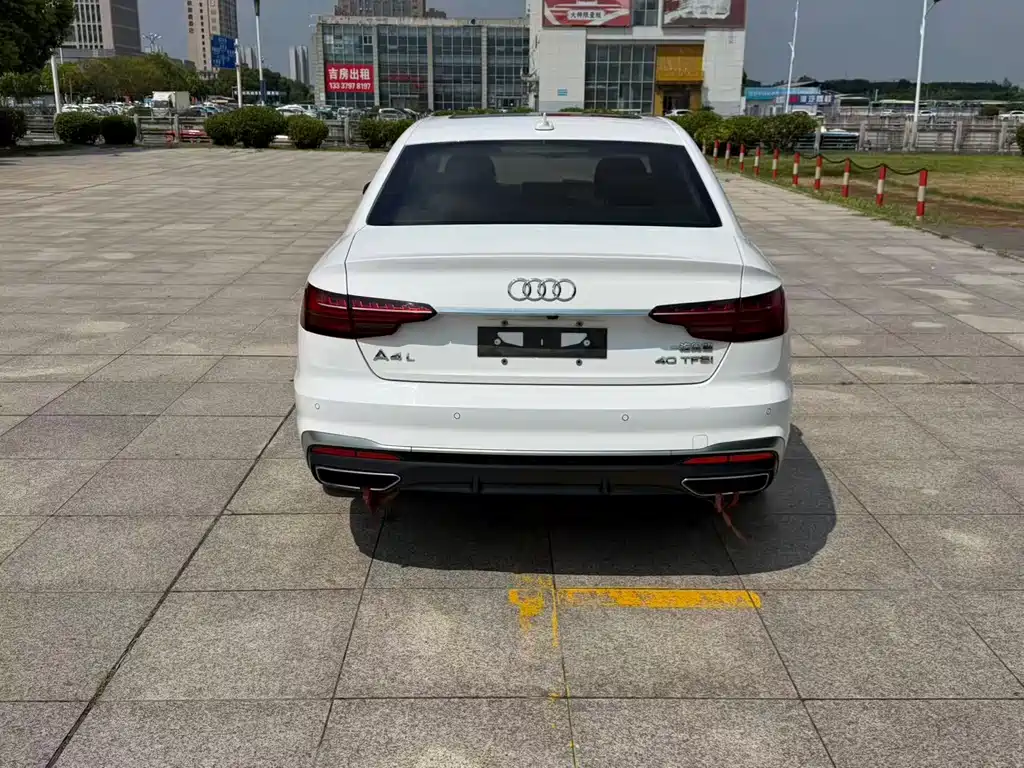 Audi A4L — миниатюра 8
