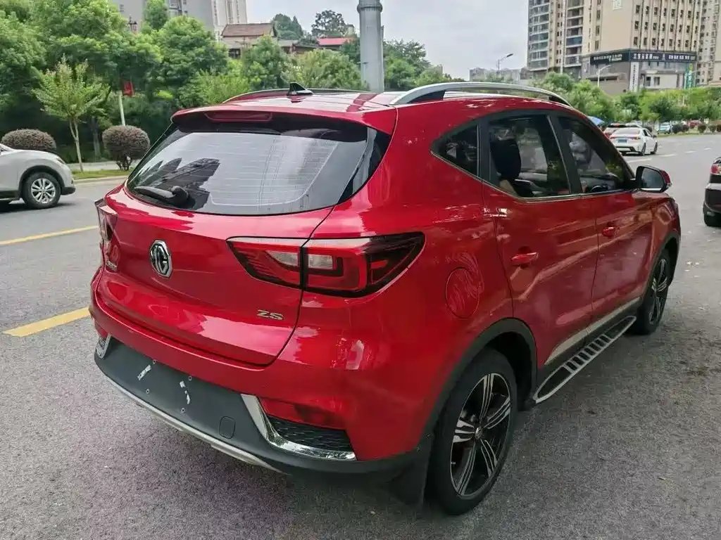 MG ZS