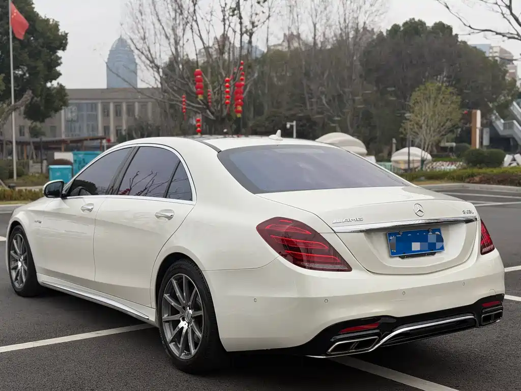 MERCEDES-BENZ S CLASS AMG