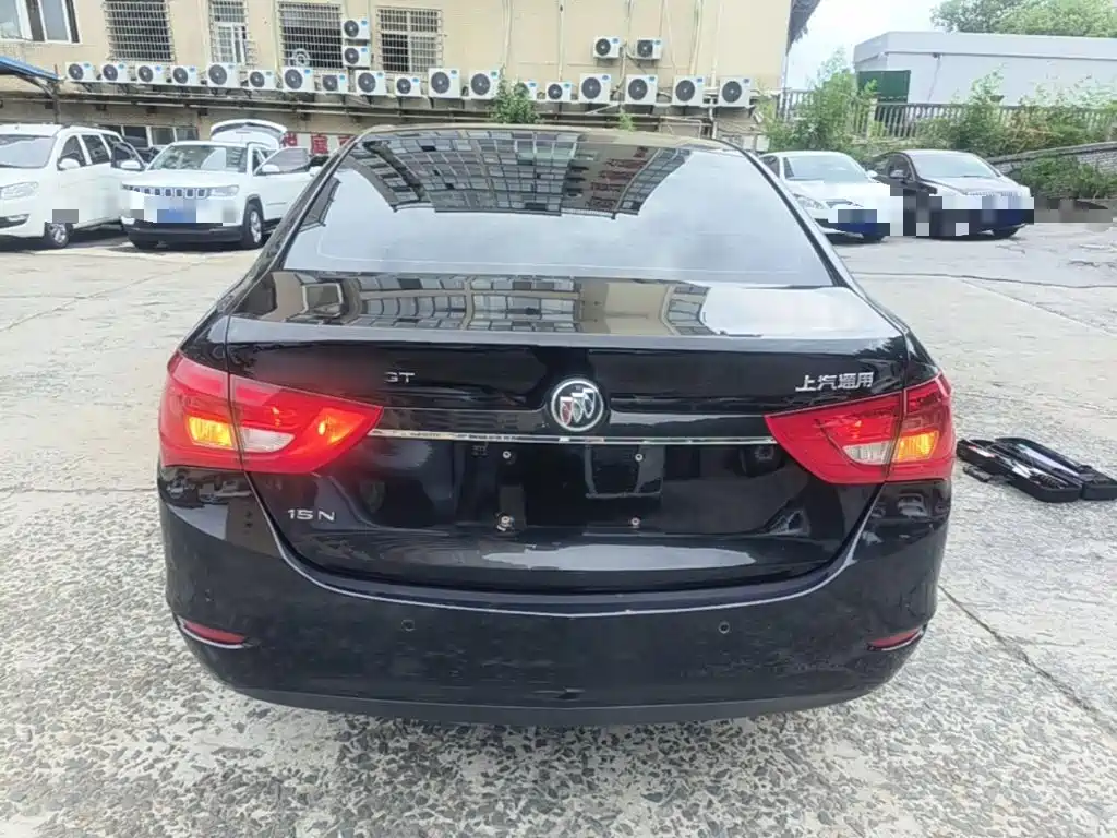 Buick Excelle — миниатюра 6