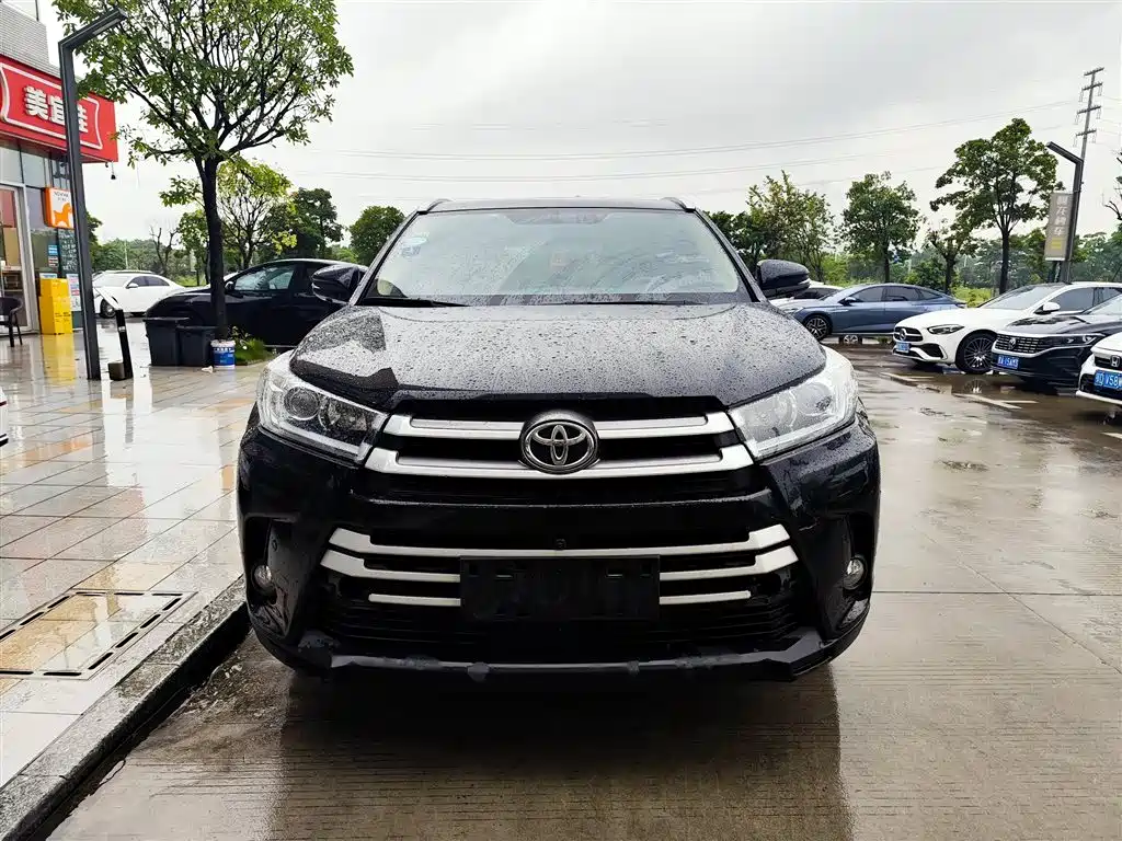 Toyota Highlander — миниатюра 2