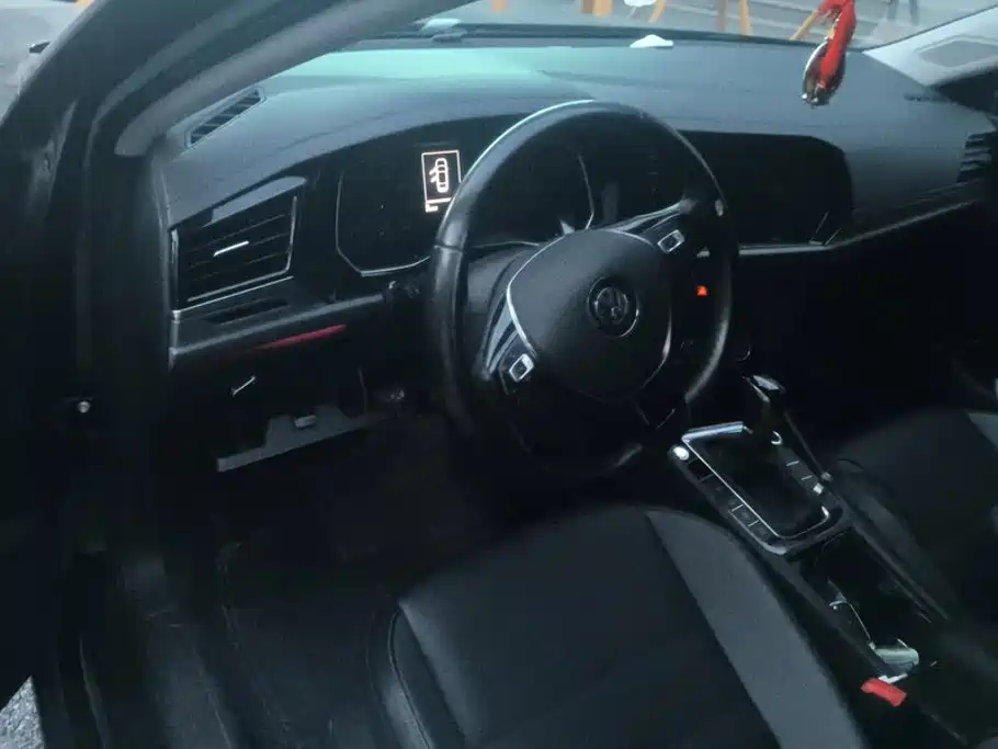 Volkswagen Sagitar — миниатюра 12