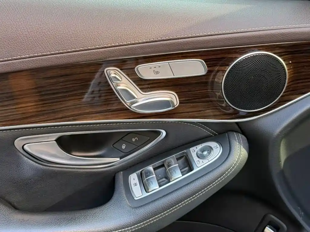Mercedes-Benz GLC — миниатюра 8