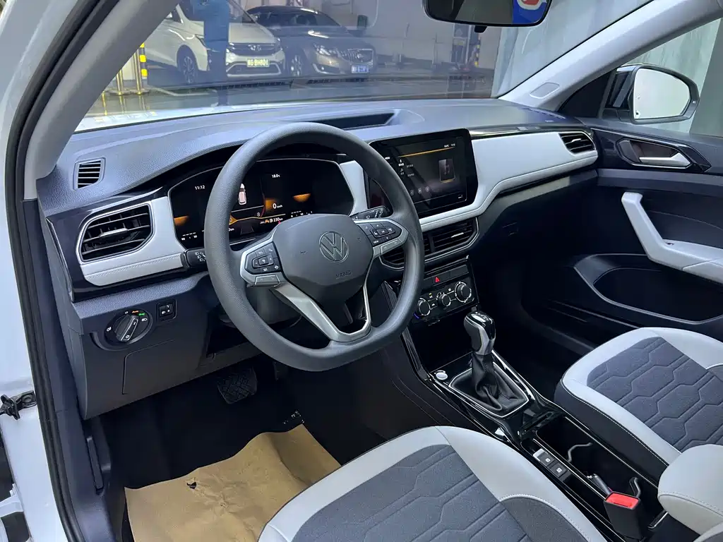 Volkswagen Tharu — миниатюра 9