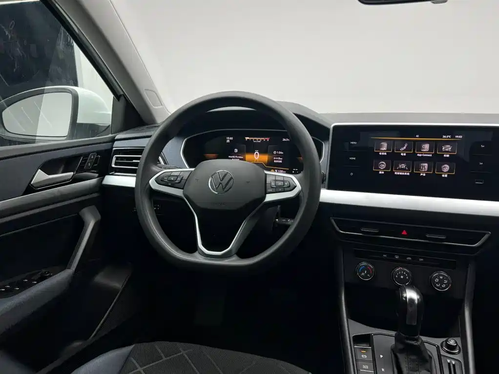 Volkswagen Lavida — миниатюра 11
