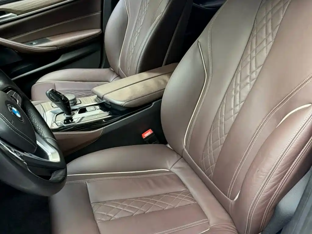 BMW 5 Series — миниатюра 5