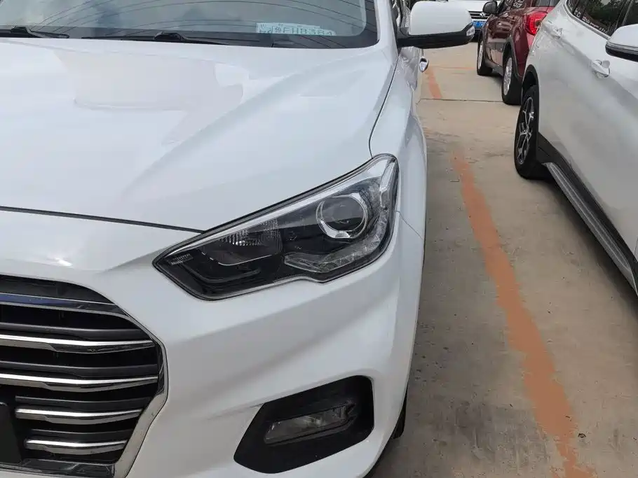 Hyundai ix35 — миниатюра 5