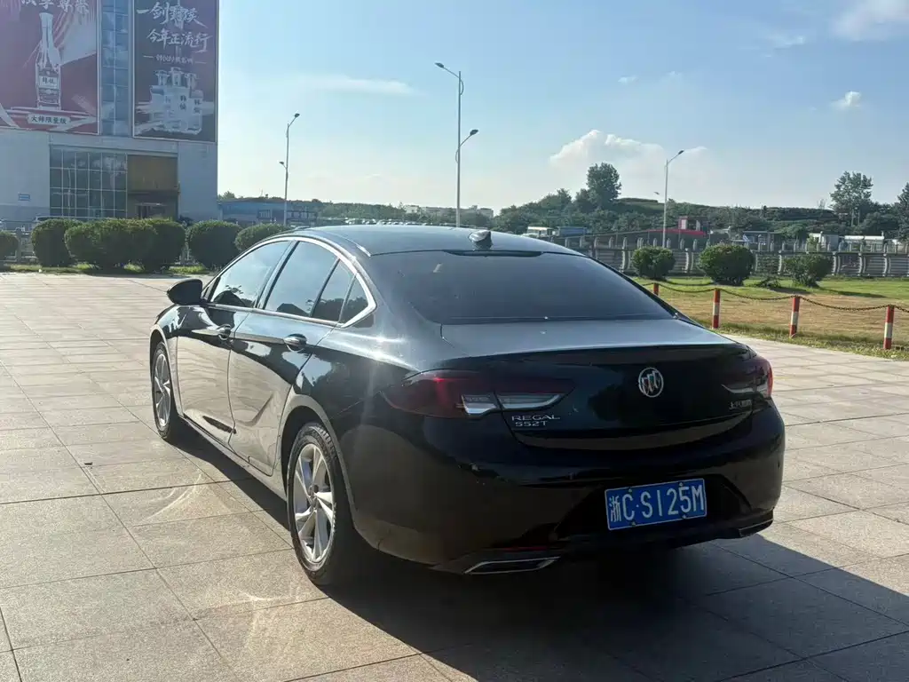 Buick Regal — миниатюра 9