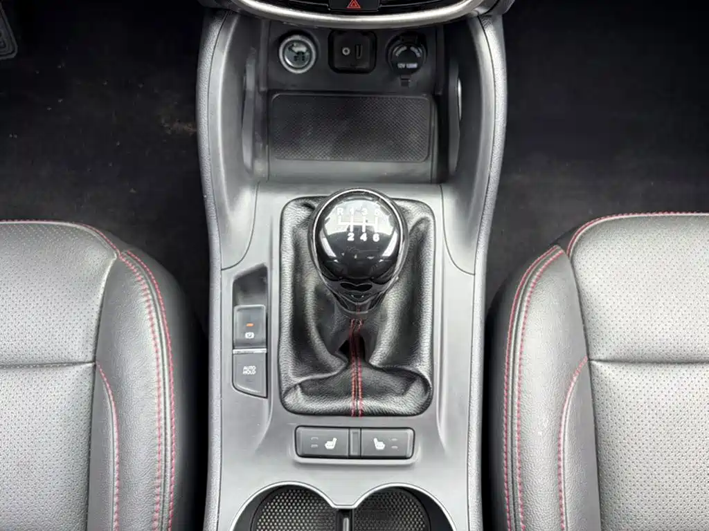 Changan CS75 2014 2.0L MT Lead V