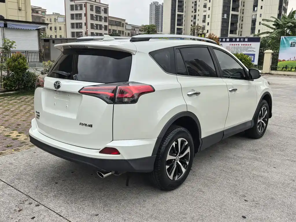 TOYOTA RAV4 RONGFANG