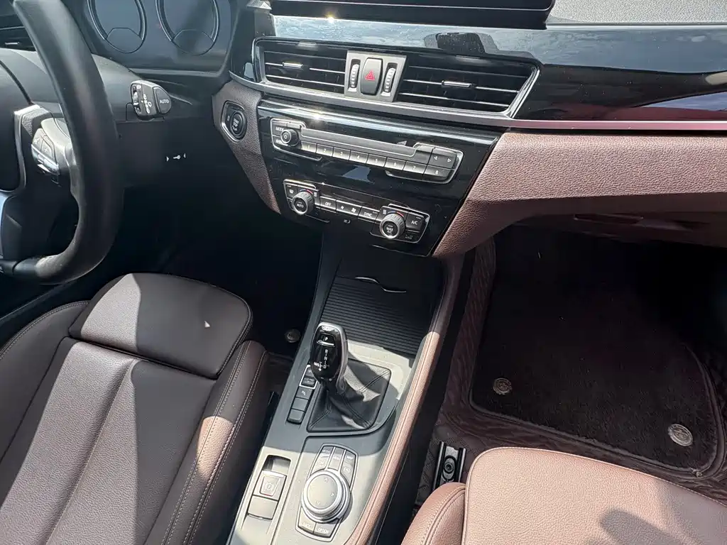 BMW X1 — миниатюра 8