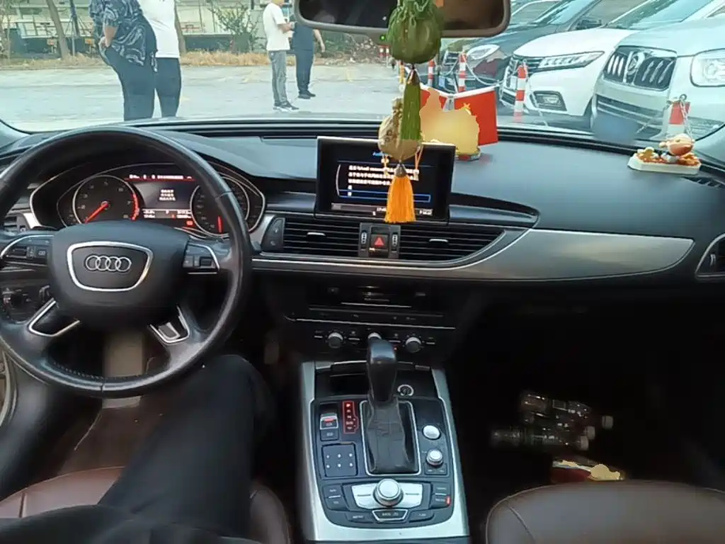 Audi A6L — миниатюра 10