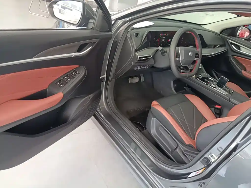 Changan Eado — миниатюра 16