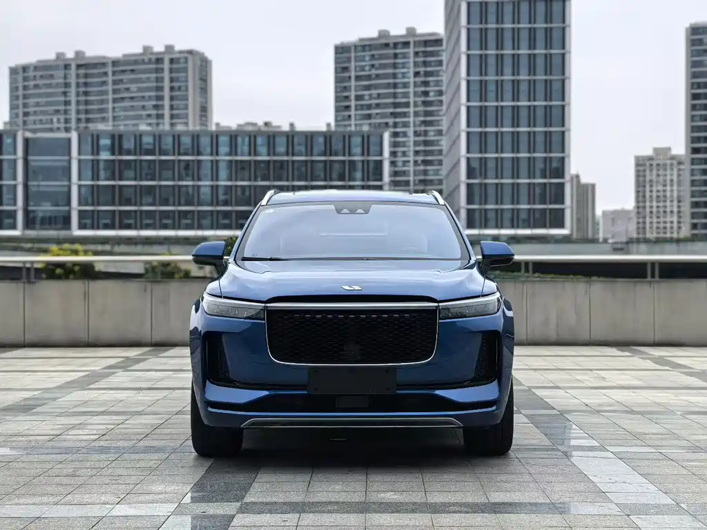 Li Auto Li ONE — миниатюра 2