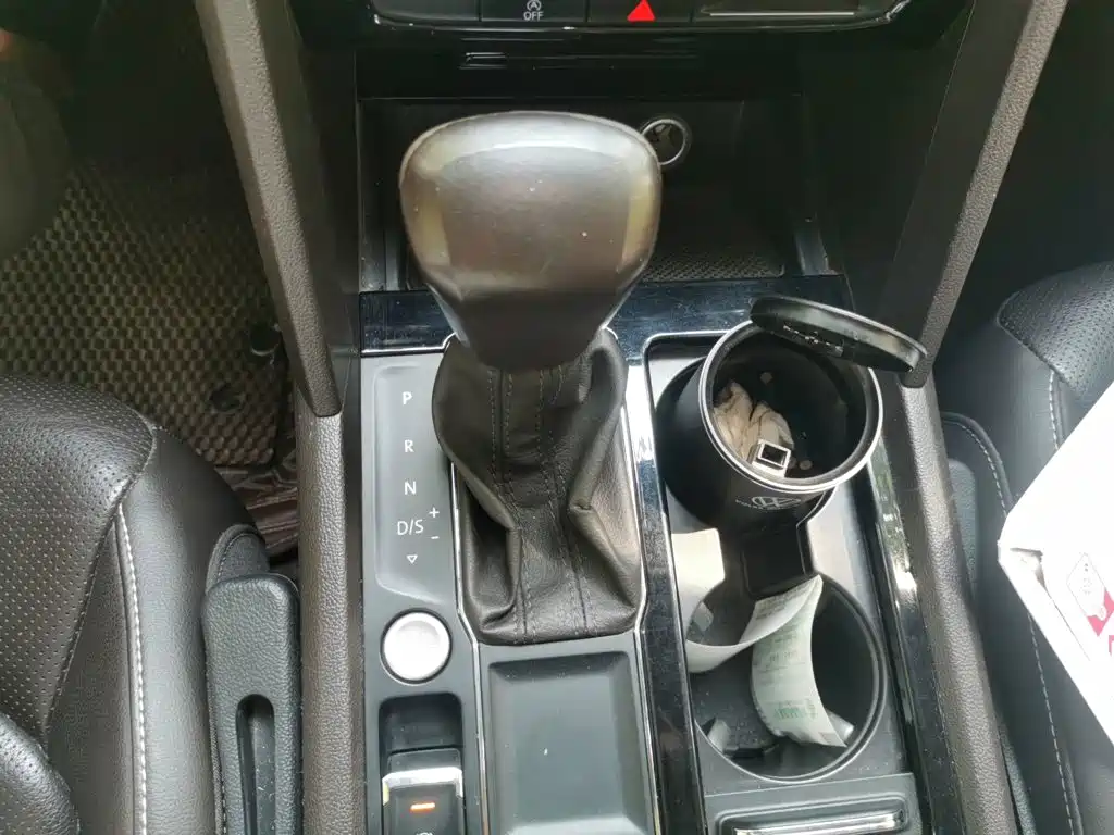 Volkswagen Teramont — миниатюра 10