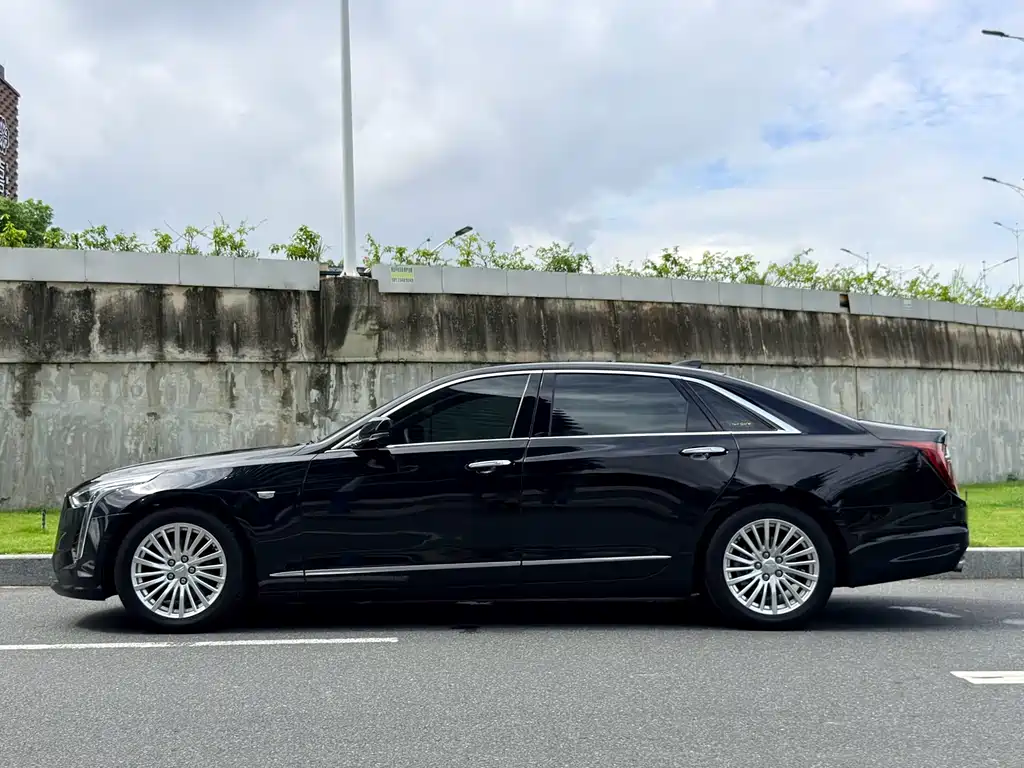 Cadillac CT6 — миниатюра 14