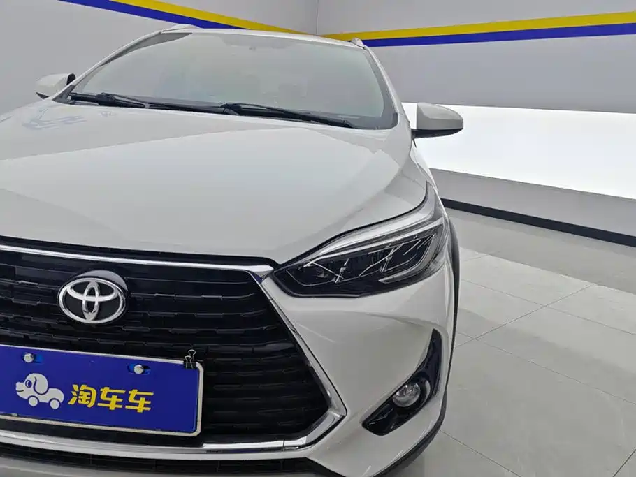 Toyota Yaris L — миниатюра 5
