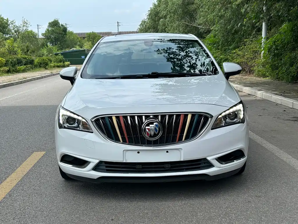 Buick Verano — миниатюра 11