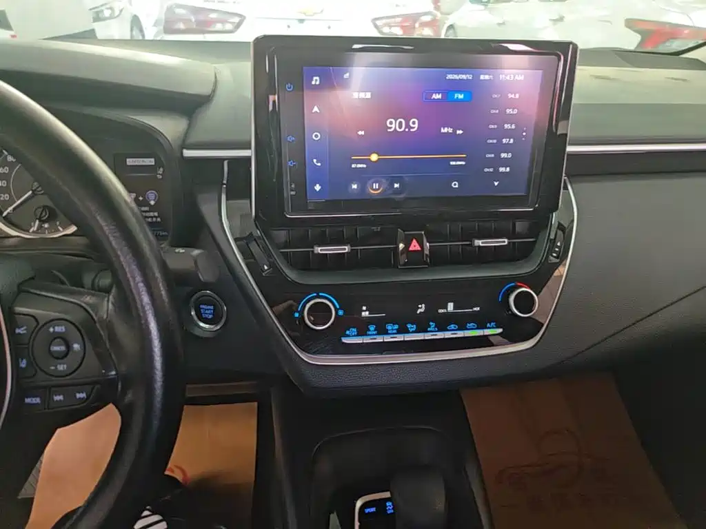 Toyota Corolla — миниатюра 13