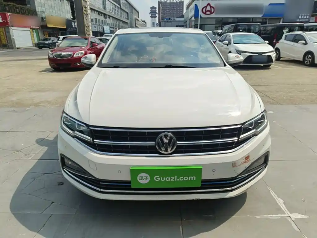 Volkswagen Bora — миниатюра 3
