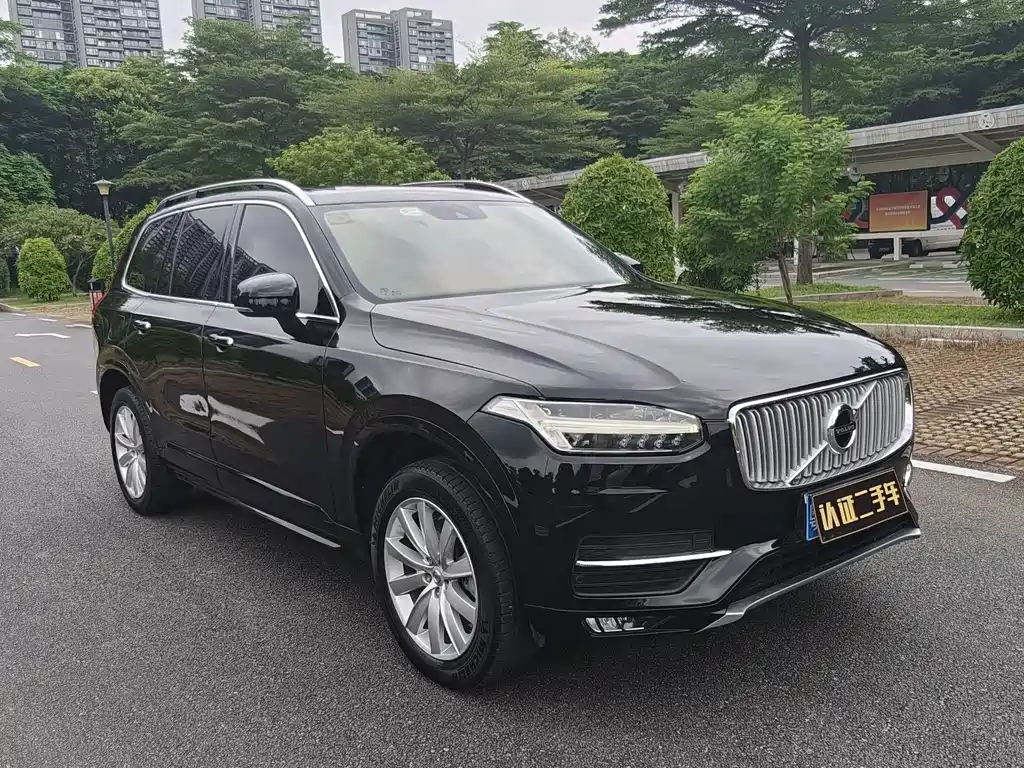 Volvo XC90 — миниатюра 3