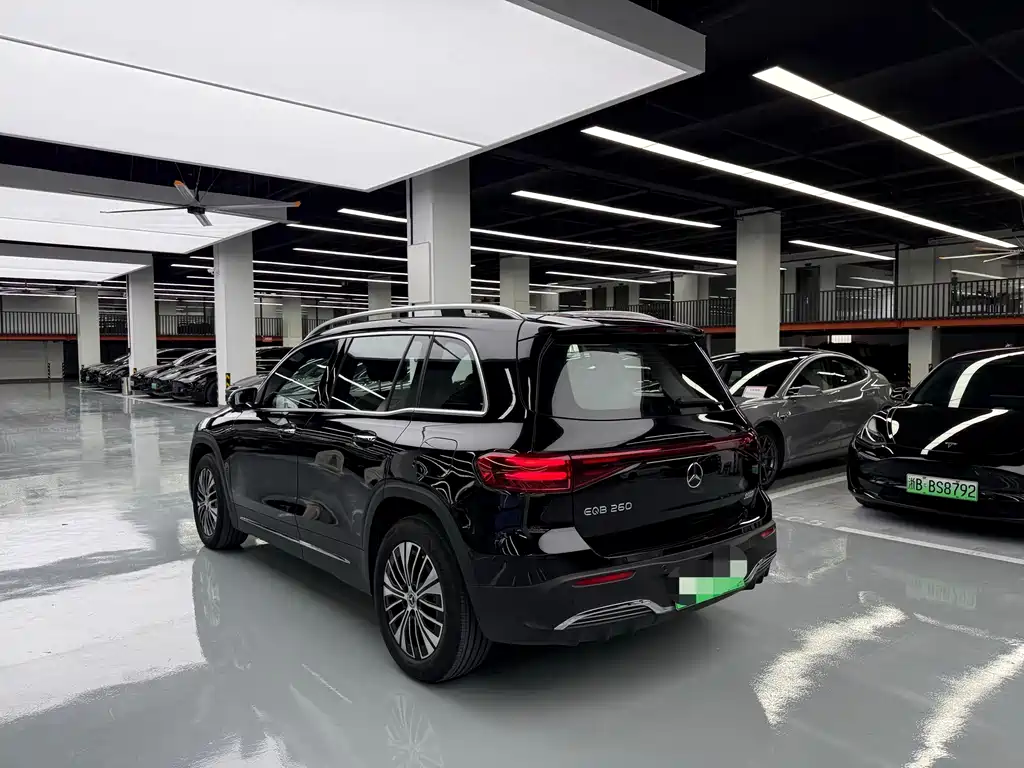 Mercedes-Benz EQB — миниатюра 17