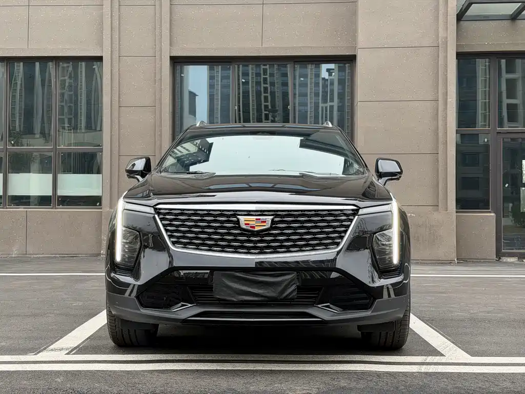 Cadillac XT4 — миниатюра 2