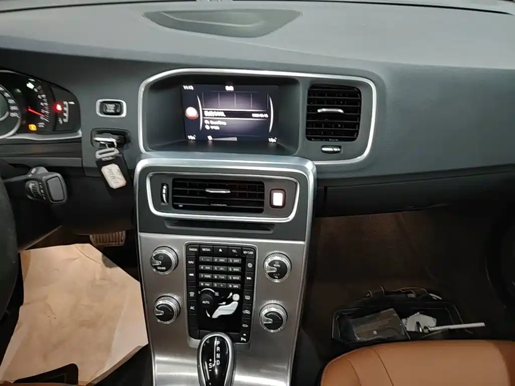 Volvo S60 — миниатюра 13