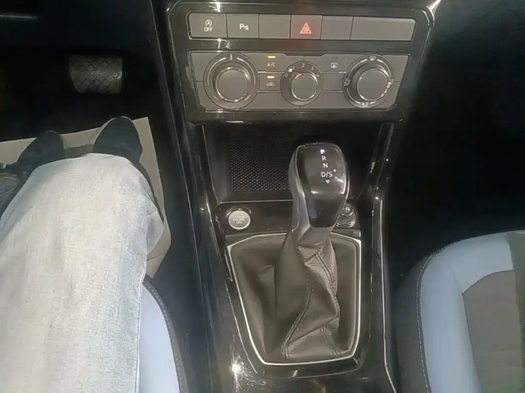 Volkswagen Tharu — миниатюра 14