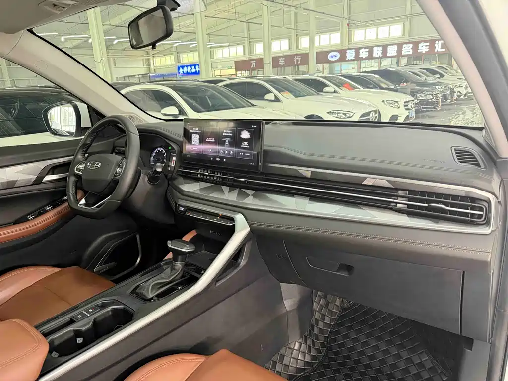 Geely Vision X6 — миниатюра 18
