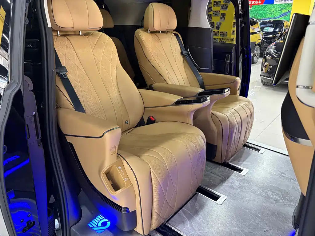 Denza Denza D9 — миниатюра 10