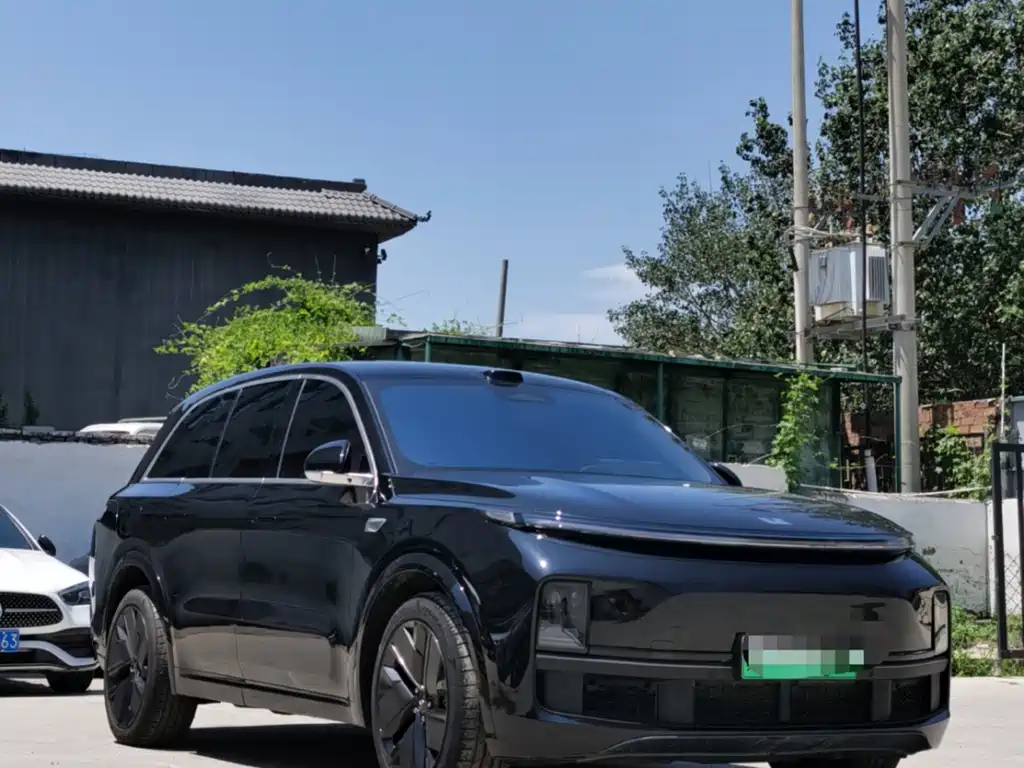 Li Auto L8 2025 Pro