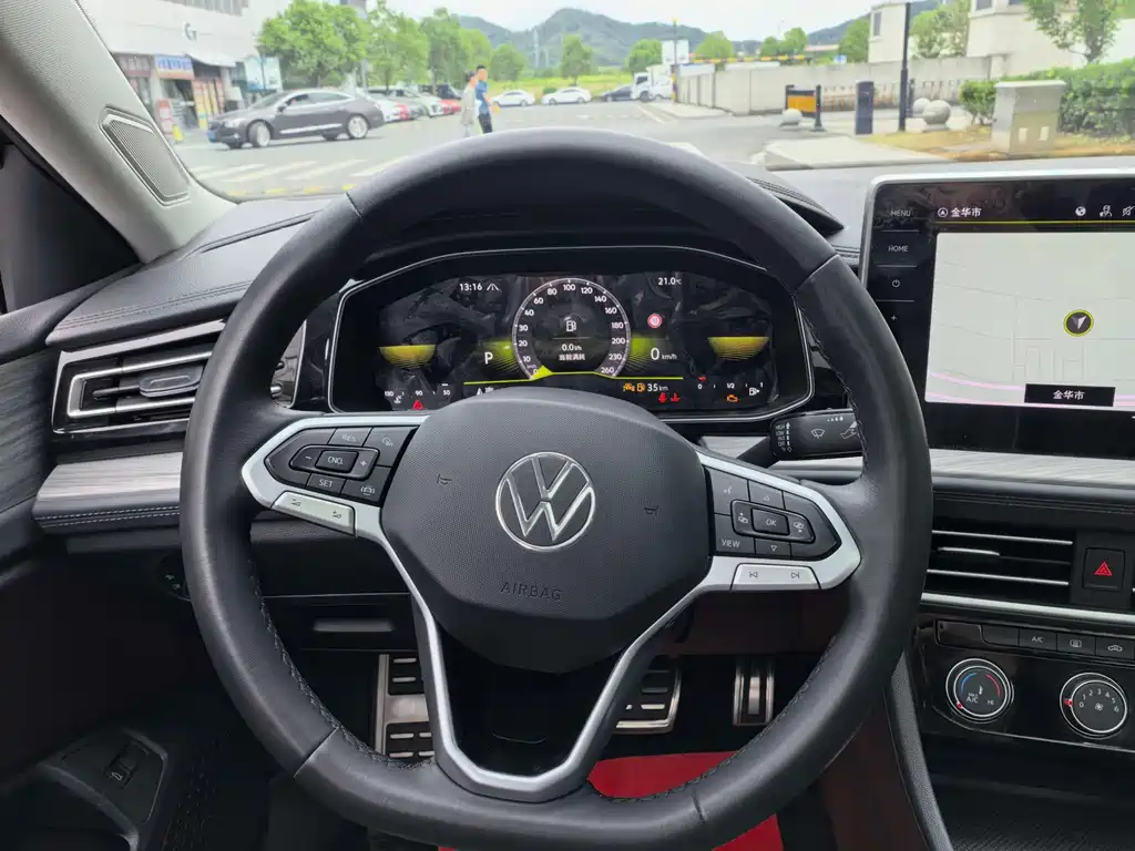 Volkswagen Sagitar — миниатюра 11