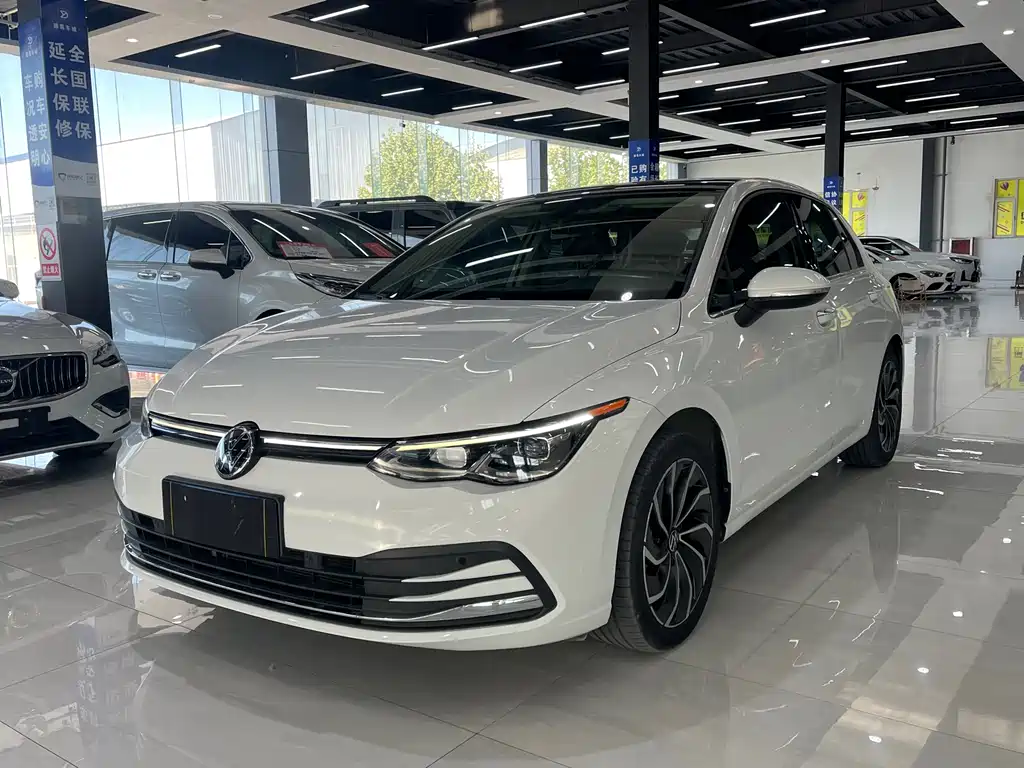 Volkswagen Golf 2022