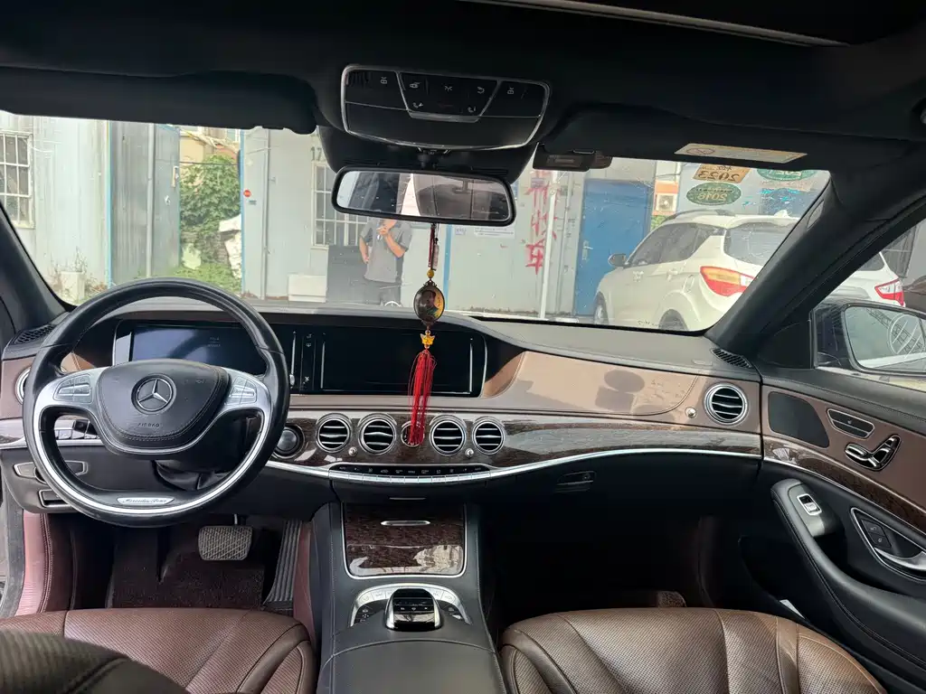 Mercedes-Benz S-Class — миниатюра 6