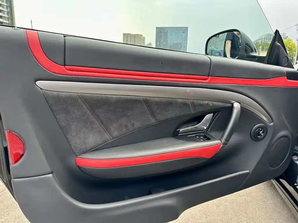 Maserati GranTurismo — миниатюра 22