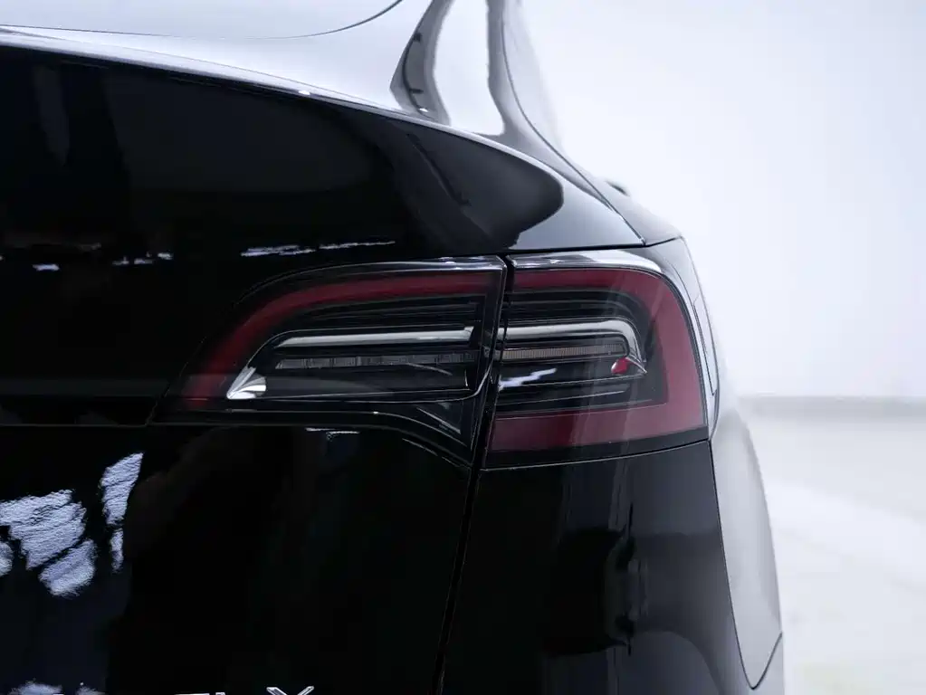 Tesla Model Y — фотографии объявления, Фото 12