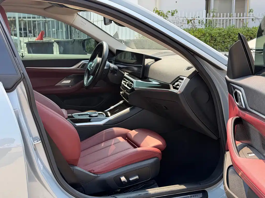 BMW i4 — миниатюра 8