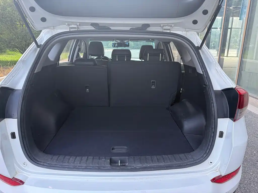 Hyundai Tucson — миниатюра 6