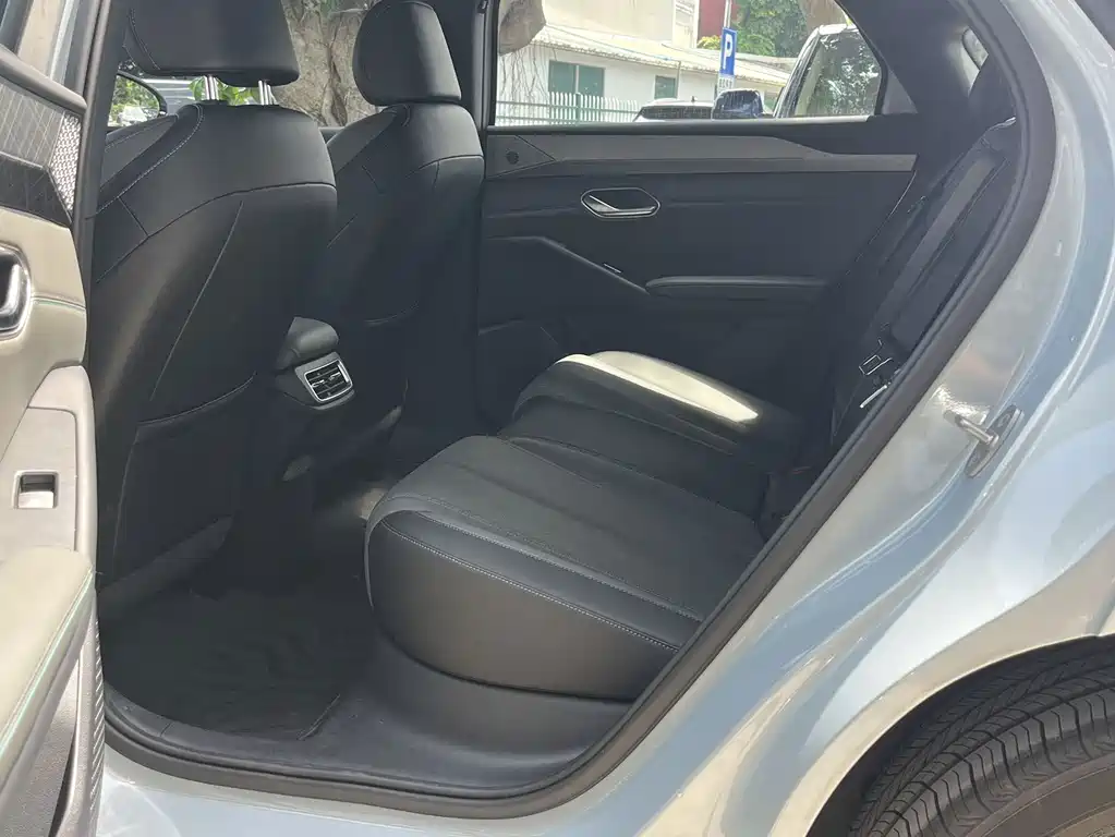 BYD Qin L — миниатюра 6